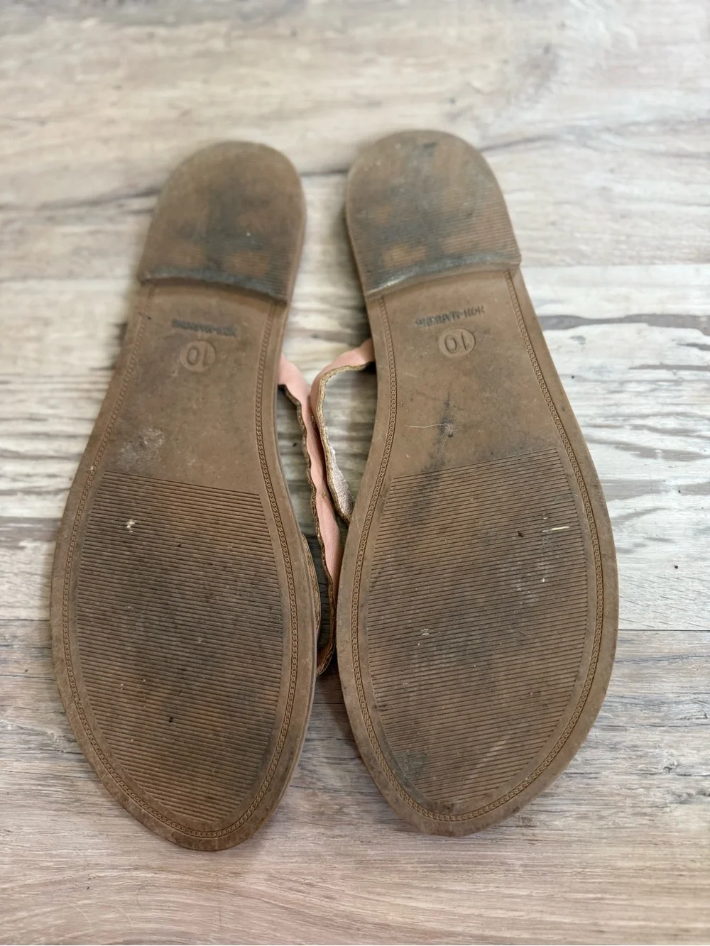 A New Day Women's Pink Scalloped Strap Flip Flop Sandals Size 10